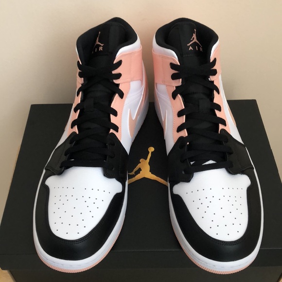 NIKE AIR JORDAN 1 MID SNEAKERS - Picture 4 of 10